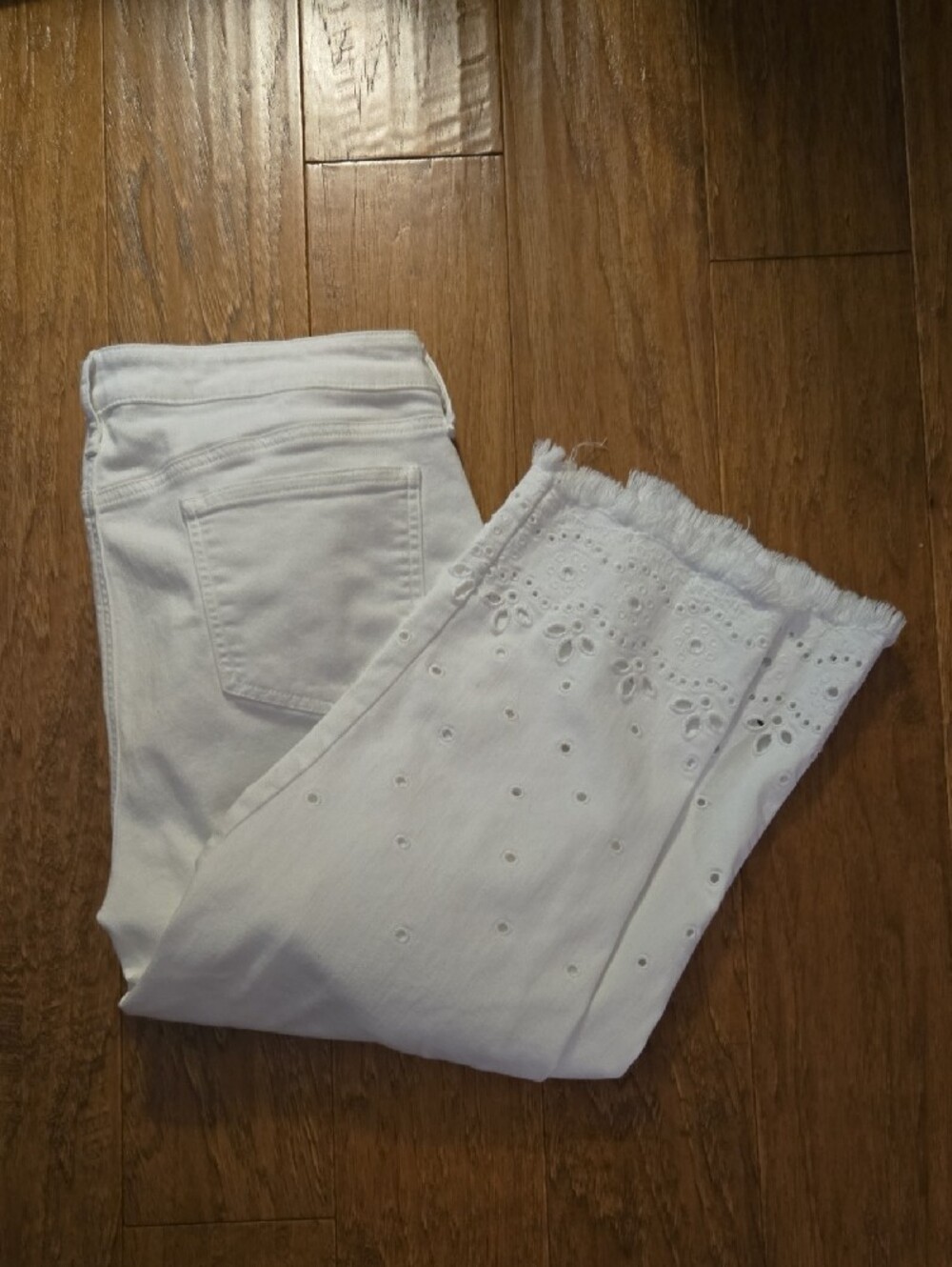 Chico's So Slimming Girlfriend Slim Leg Crop Jeans Size 2.5 Or Reg 14 - Picture 3 of 5